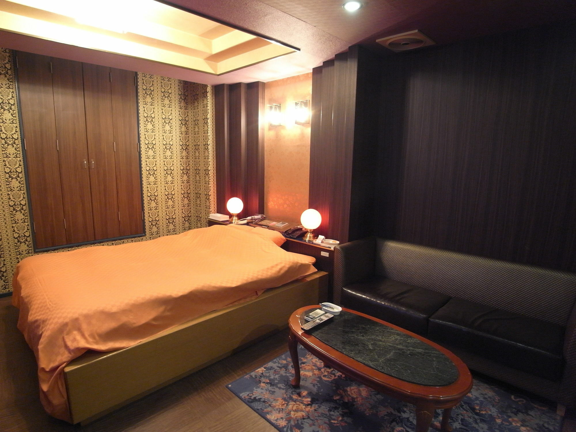 Hotel Tierra (Adults Only) Himeji Ngoại thất bức ảnh